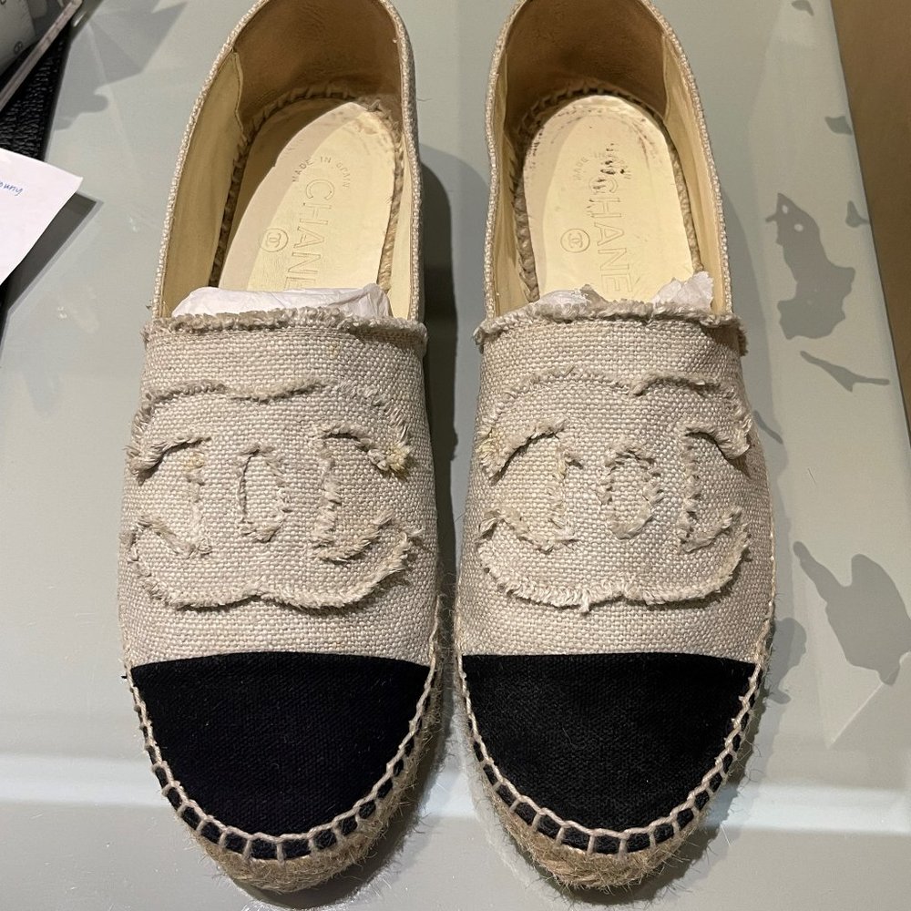 COPY - Chanel Linen Espadrilles Black/White 39